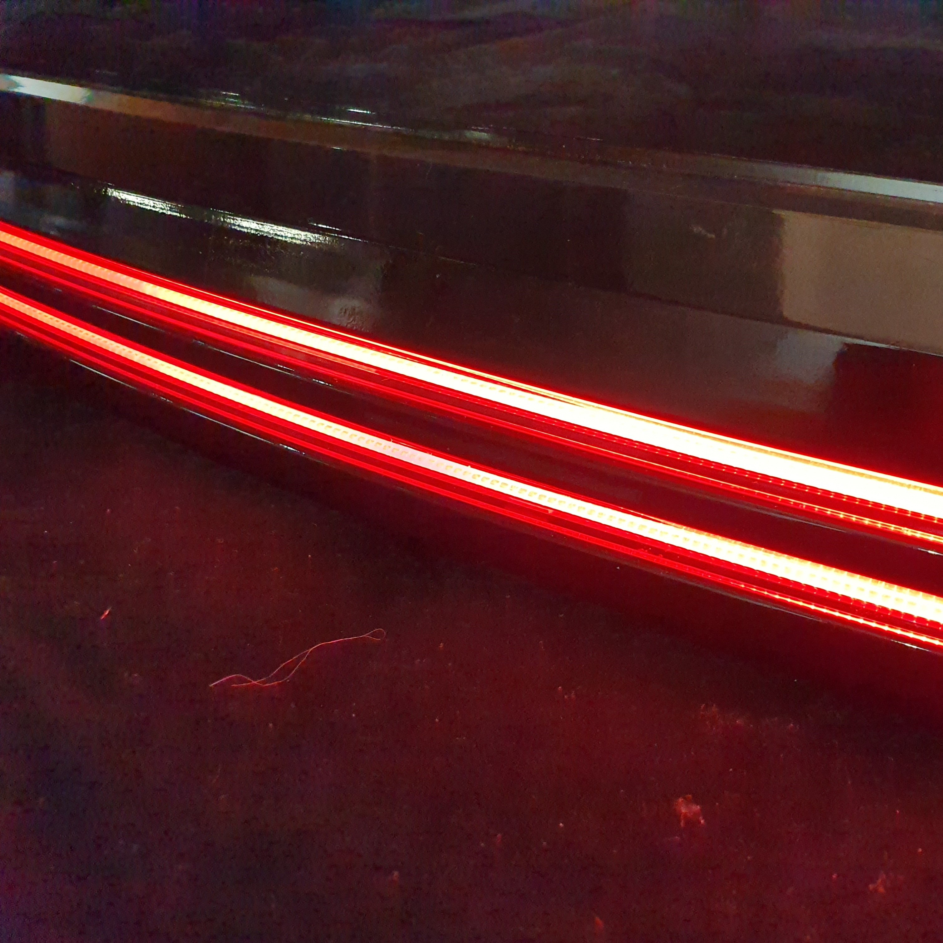 Automotive light guide strip